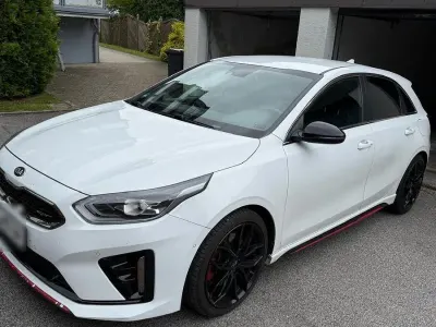 Gebraucht Kia Ceed GT GT 204 PS (150 kW) 2020 Weiß Limousine