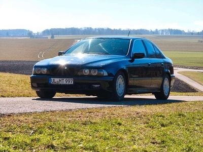 Usado BMW 525 Performance 163 HP (119 kW) 2002 Preto Sedan