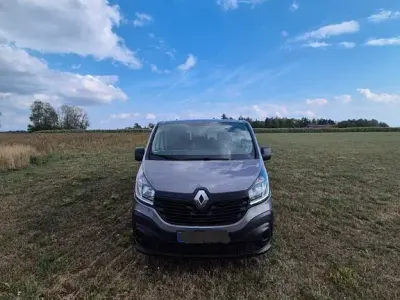 Gebraucht Renault Trafic 92 PS (67 kW) 2016 Grau Van / Kleinbus