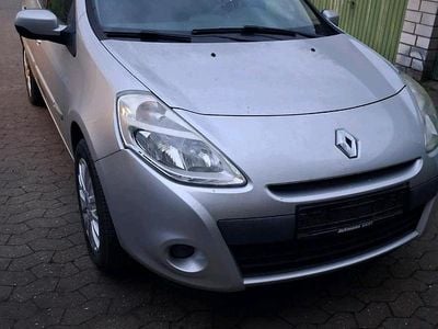 Gebraucht Renault Clio IV 75 PS (55 kW) 2013 Grau Kleinwagen