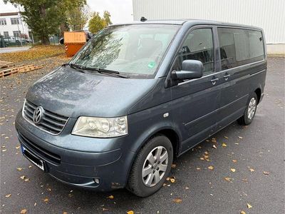Usata VW Multivan 174 CV (127 kW) 2004 Grigio Monovolume
