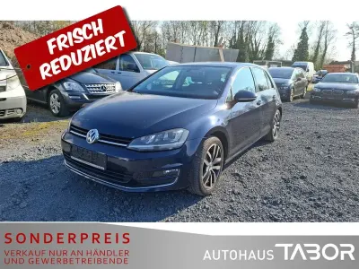 Używany VW Golf VII Highline 140 KM (102 kW) 2013 Niebieski Sedan/Limuzyna