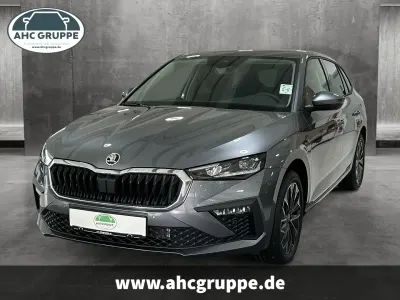 Usata Skoda Scala Tour 116 CV (85 kW) 2025 Grigio Utilitaria