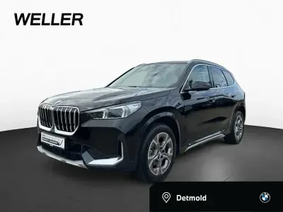Gebraucht BMW X1 Comfort Edition 150 PS (110 kW) 2024 Black sapphire (schwarz) SUV