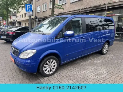 Używany Mercedes Viano 150 KM (110 kW) 2009 Niebieski Minivan