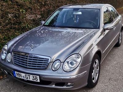 Mercedes E240