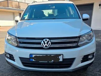 Gebraucht VW Tiguan LOUNGE 125 PS (91 kW) 2016 Weiß SUV