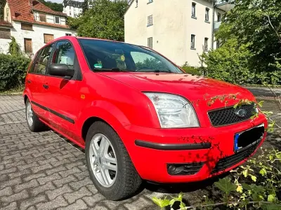 Gebraucht Ford Fusion 100 PS (73 kW) 2003 Rot Kleinwagen