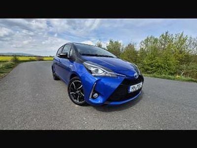 Second-hand Toyota Yaris Style 101 CP (74 kW) 2018 Albastru Berlinǎ