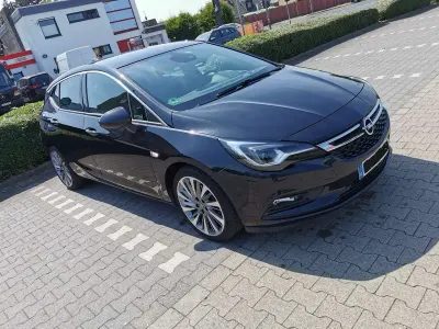 Gebraucht Opel Astra Dynamic 150 PS (110 kW) 2016 Limousine