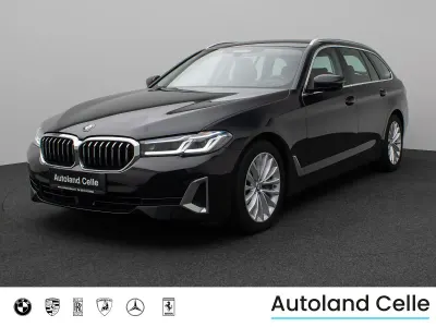 Gebraucht BMW 540 Luxury Line 340 PS (250 kW) 2023 Saphirschwarz metallic475schwarz Limousine