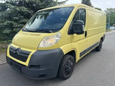 Gebraucht Citroën Jumper 131 PS (96 kW) 2012 Gelb Van / Kleinbus