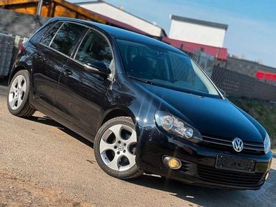 Gebraucht VW Golf VI Team 122 PS (89 kW) 2010 Schwarz Kleinwagen