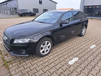 gebraucht Audi A4 Avant 2,0 TDI mit Navi Ambiente