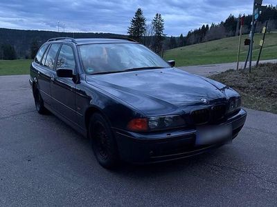 Gebraucht BMW 520 150 PS (110 kW) 1998 Blau Kombi