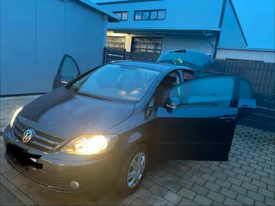 Gebraucht VW Golf VI 102 PS (75 kW) 2009 Andere farben Kleinwagen