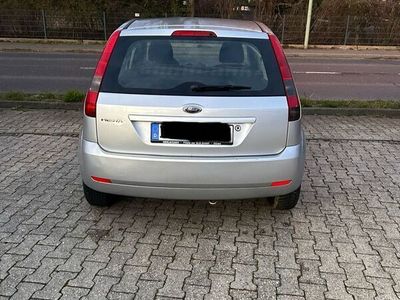 gebraucht Ford Fiesta 1.4 Ghia