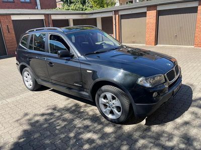 Schwarz Gebraucht 2009 BMW X3 SUV | 5.700 € (Fairer Preis)