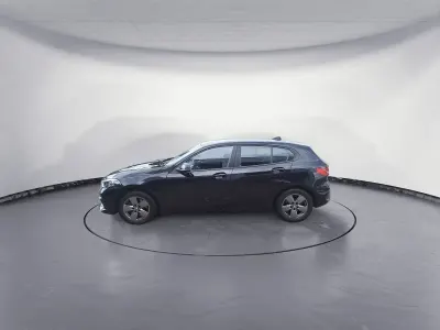 Gebraucht BMW 118 Advantage 136 PS (100 kW) 2021 Schwarz Kleinwagen