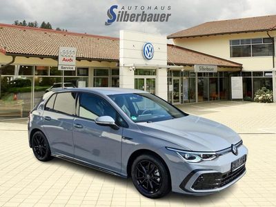 Gebraucht VW Golf VIII R-line 150 PS (110 kW) 2024