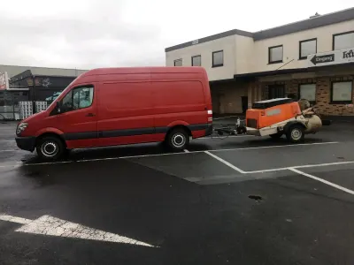 Gebraucht Mercedes Sprinter 163 PS (119 kW) 2010 Rot Van