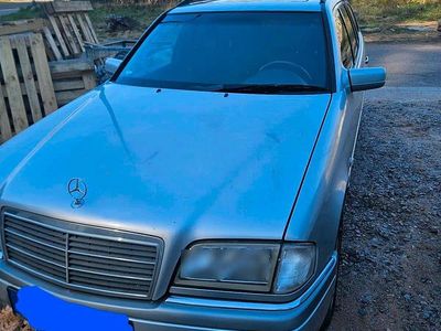 Mercedes C180