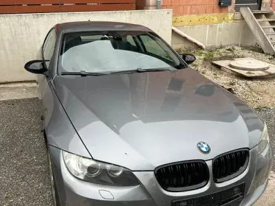 Używany BMW 330 Performance 272 KM (200 kW) 2007 Szary Coupe