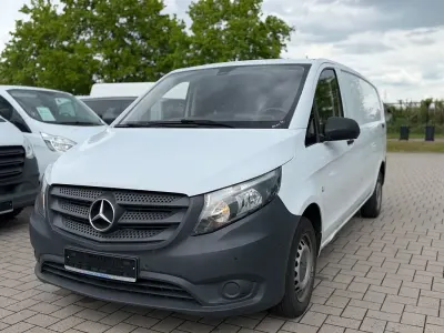 Używany Mercedes Vito 114 KM (83 kW) 2016 Biały Van