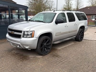 Begagnad Chevrolet Suburban 314 HK (230 kW) 2011 Silver SUV