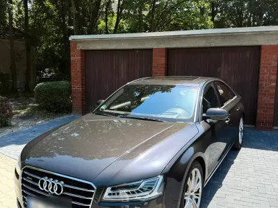 Gebraucht Audi A8 435 PS (319 kW) 2015 Braun Limousine