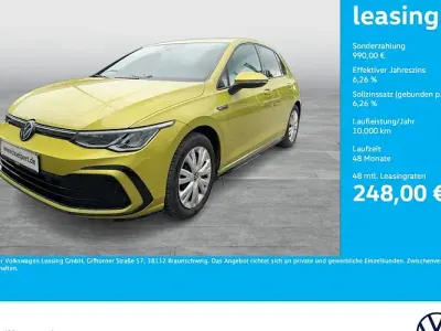 Gebraucht VW Golf VIII R-line 131 PS (96 kW) 2024 Gelb Limousine
