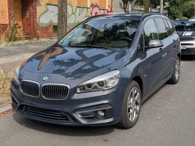 Gebraucht BMW 218 Gran Tourer Luxury Line 150 PS (110 kW) 2016 Van / Kleinbus