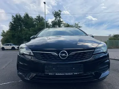 Gebraucht Opel Astra 131 PS (96 kW) 2019 Schwarz Kombi