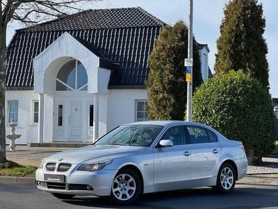 Gebraucht BMW 523 177 PS (130 kW) 2006 Silber Limousine
