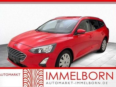 Gebraucht Ford Focus Cool & Connect 125 PS (91 kW) 2021 Rot Kombi
