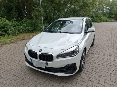 Gebraucht BMW 218 Active Tourer Sport Line 140 PS (102 kW) 2019 Van / Kleinbus