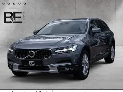 Usata Volvo V90 Momentum 190 CV (139 kW) 2019 Grigio Station wagon
