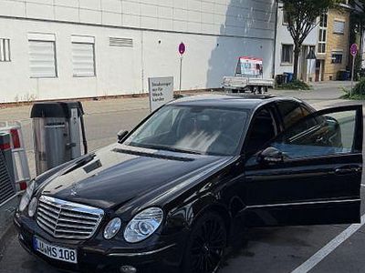 Mercedes E280