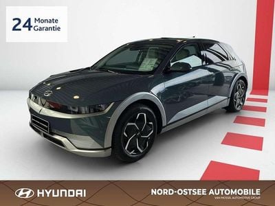 Gebraucht Hyundai Ioniq Basis 160 kW (218 PS) 2021 Grün Kleinwagen