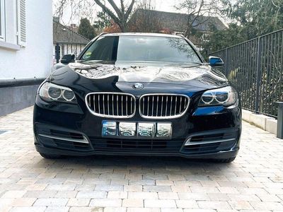 Gebraucht BMW 520 Sport Line 190 PS (139 kW) 2017 Schwarz Kombi