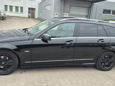 Second-hand Mercedes C250 Elegance 204 CP (150 kW) 2010 Negru Break