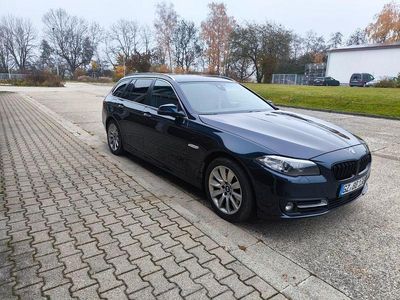 Gebraucht BMW 530 Comfort Edition 258 PS (189 kW) 2014 Blau Kombi