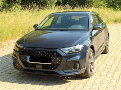 Gebraucht Audi A1 Sportback Ambiente 150 PS (110 kW) 2022 Blau Kleinwagen