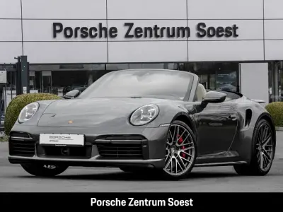 Usata Porsche 992 581 CV (427 kW) 2023 Verde Cabrio