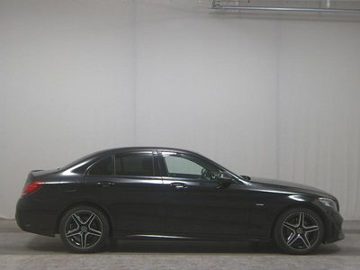 Schwarz Gebraucht 2020 Mercedes C220 AMG line Limousine | 21.880 € (Fairer Preis)