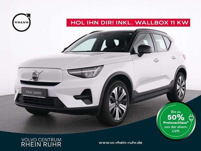 Weiß crystal white / metallic Gebraucht 2022 Volvo XC40 Core SUV | 27.990 € (Superpreis)