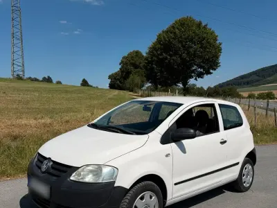Gebraucht VW Fox 54 PS (39 kW) 2007 Weiß Kleinwagen