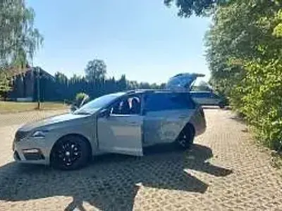 Gebraucht Skoda Octavia RS 184 PS (135 kW) 2020 Grau Kombi