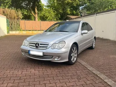 Gebraucht Mercedes C200 Elegance 122 PS (89 kW) 2004 Silber Limousine