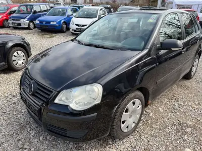 Gebraucht VW Polo Trendline 64 PS (47 kW) 2005 Black magic perleffekt Kleinwagen